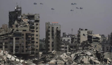 Gaza: l'Europe s'organise pour aider / Europe et États-Unis: nombreuses questions après l'accord commercial / Santé: les cancers du foie en hausse...