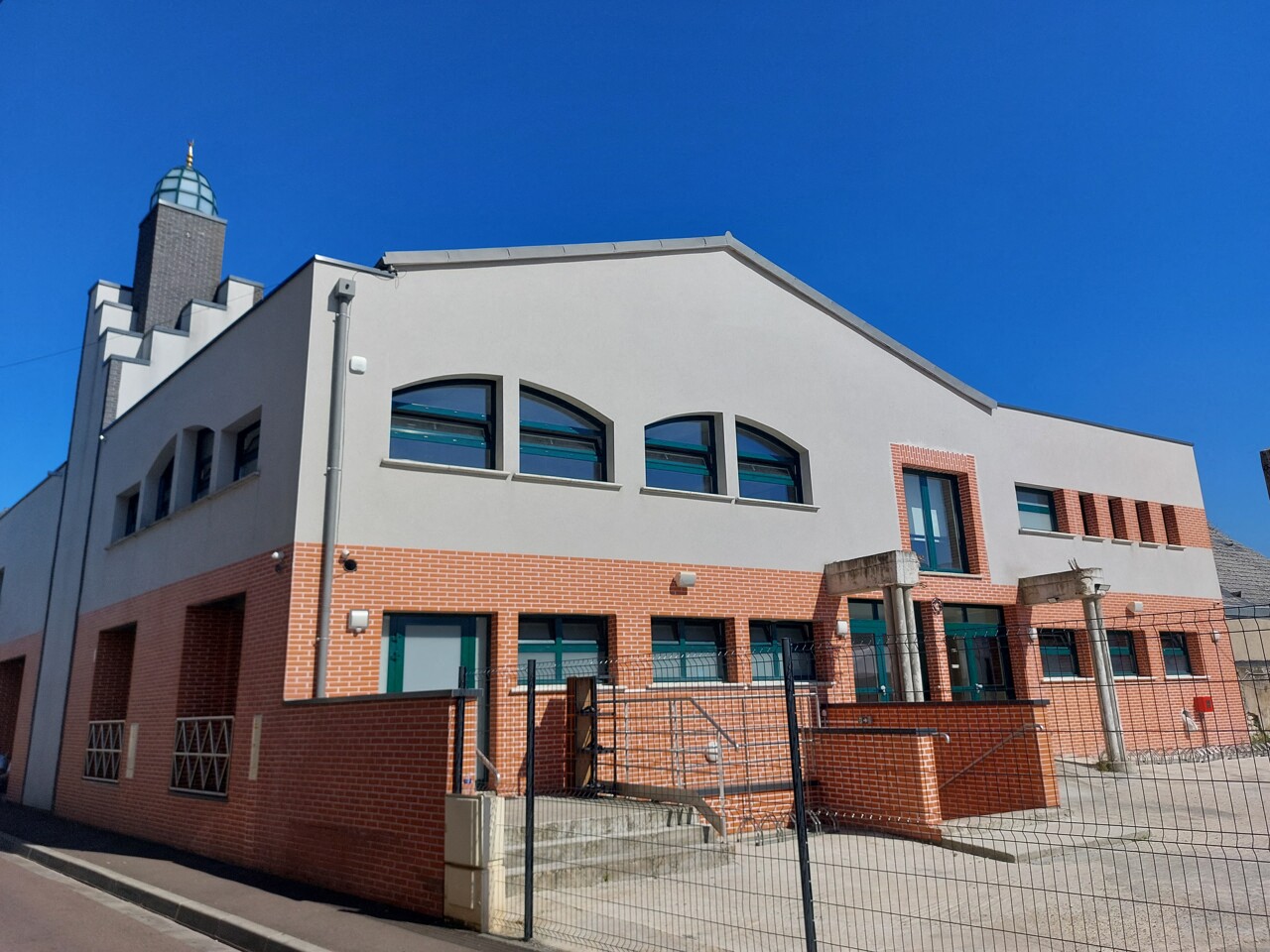 La Grande mosquée de Rouen s'agrandit pour passer d'une capacité d'accueil de 700 à 1 800 fidèles