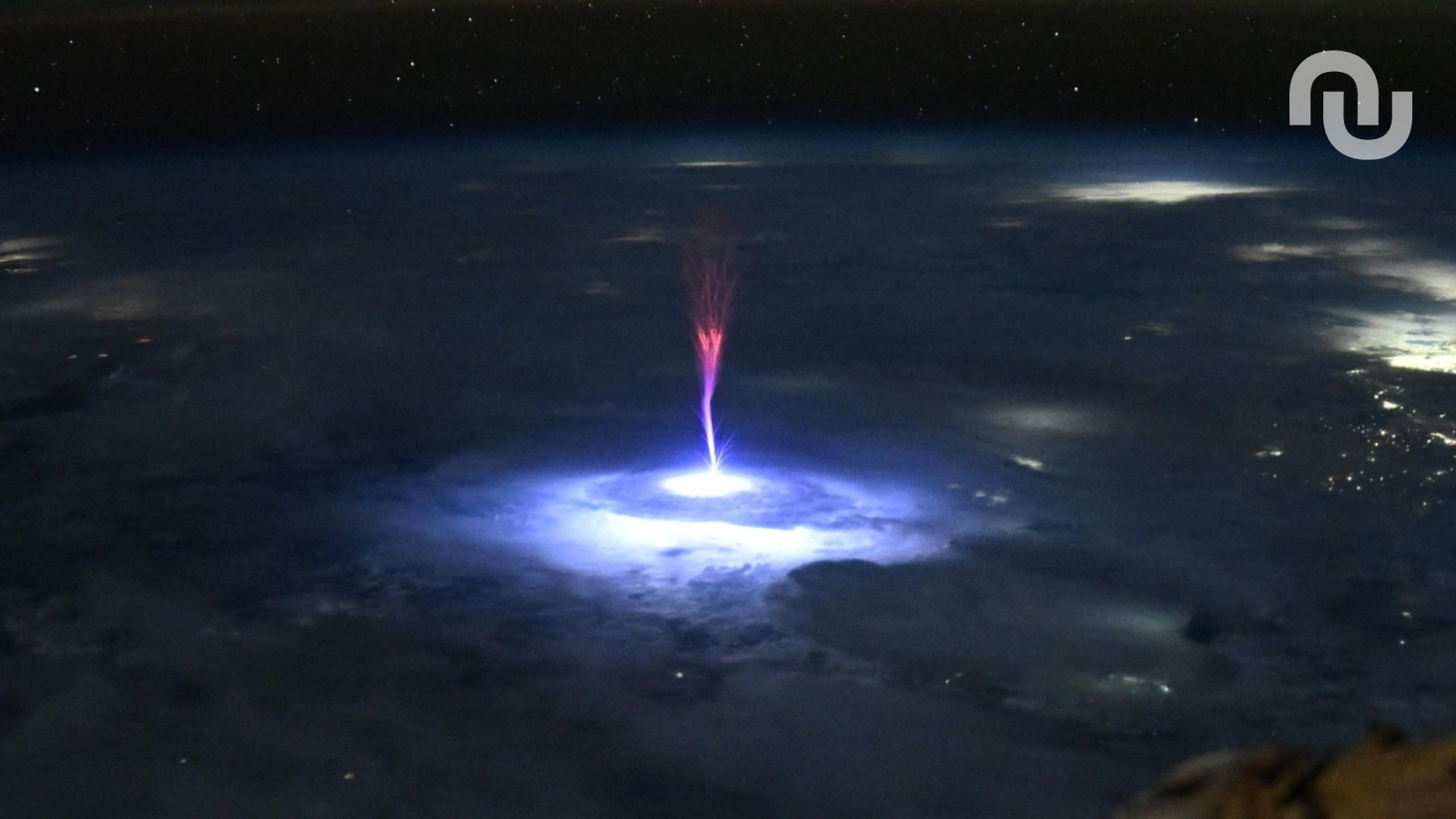 Un immense et très rare jet d’énergie a été repéré au-dessus de la Terre