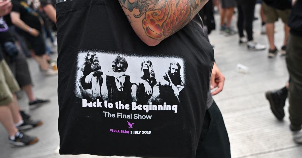 Le groupe de heavy metal Black Sabbath célèbre son dernier concert à Birmingham - rts.ch