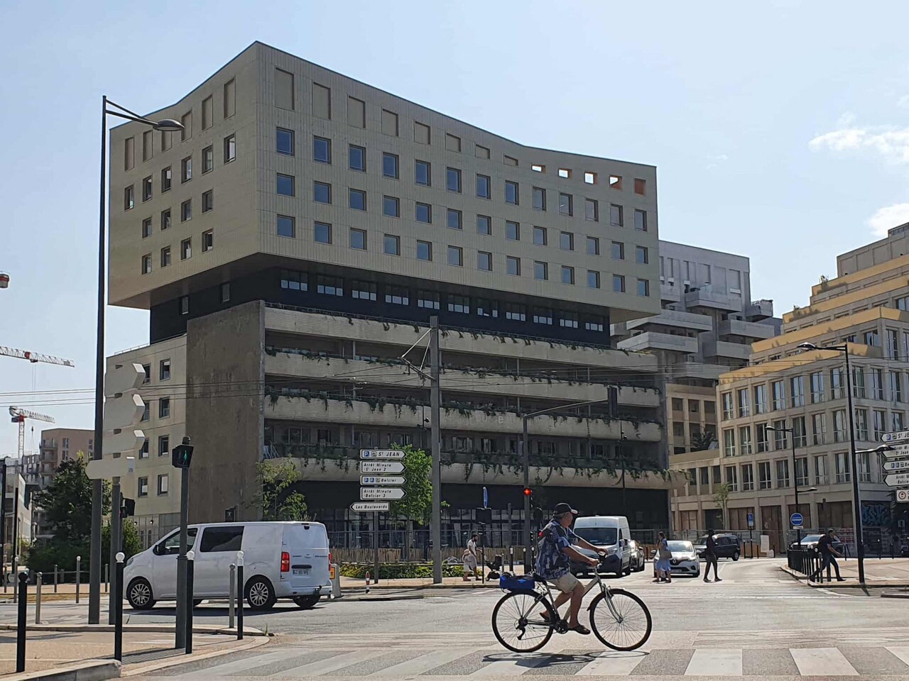 Après trois ans de travaux, ce gigantesque hôtel-restaurant à Bordeaux ne peut pas ouvrir faute d'exploitant