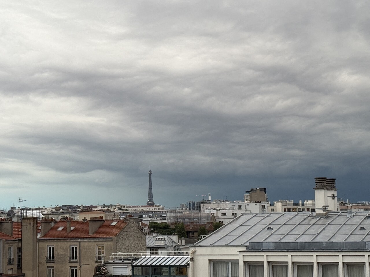 Météo-France déclenche la vigilance orages
