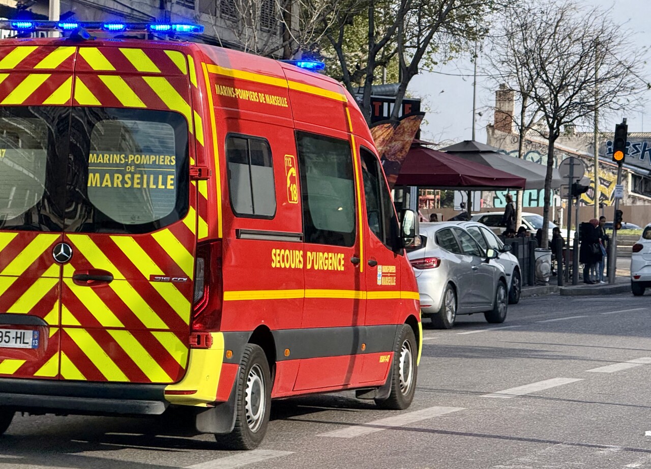 Marseille. Une femme poignardée à plusieurs reprises, son compagnon suspecté également blessé