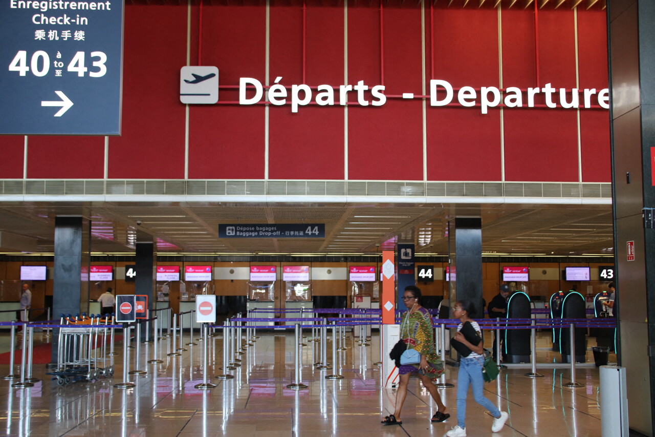 un vol sur quatre annulé jeudi dans les aéroports de Paris