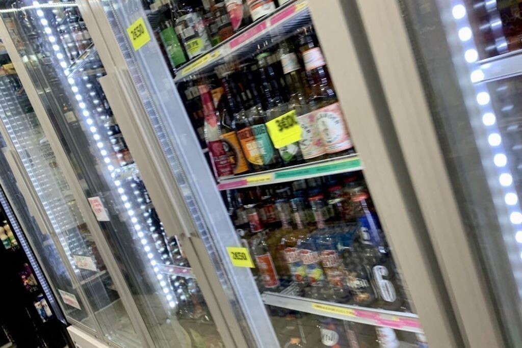 une nouvelle épicerie en infraction fermée un mois par le préfet de l'Hérault