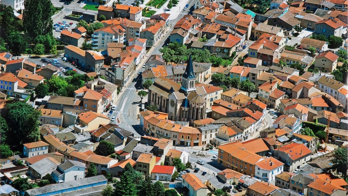 Immobilier : voici 5 communes autour de Lyon où les prix sont en chute libre