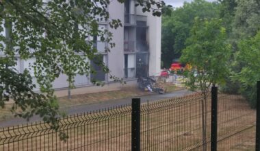 près d'une vingtaine de pompiers interviennent