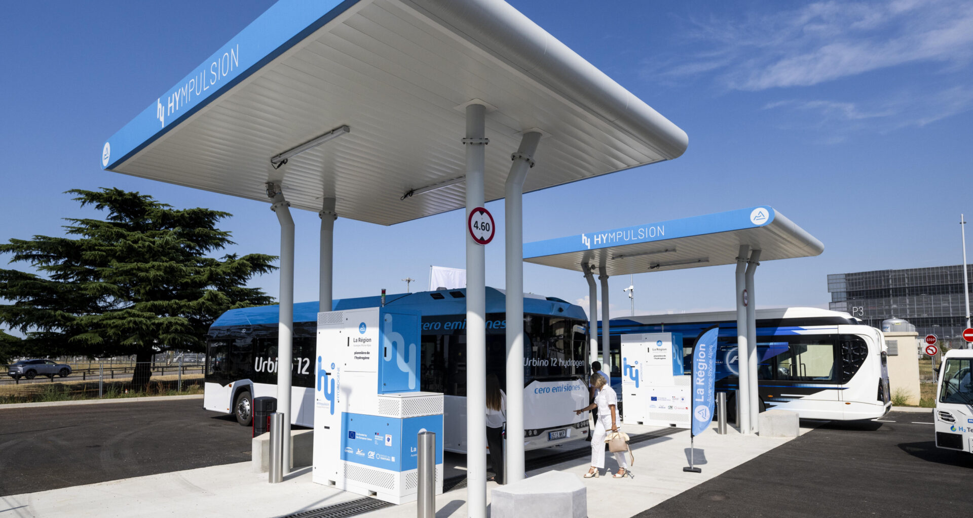 © G-Perret - L'aéroport Lyon Saint-Exupéry est désormais doté d'une station hydrogène pour favoriser les mobilités douces.