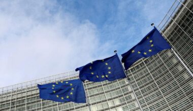 Vers des droits de douane à 15% entre l'UE et les Etats-Unis, selon des sources diplomatiques - rts.ch