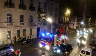 Les manipulations hasardeuses d'un enfant avec une alarme incendie précipitent l'intervention d'une vingtaine de marins-pompiers