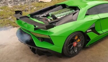Il construit sa Lamborghini radiocommandée, avec un moteur V12 : un vraie supercar miniature !