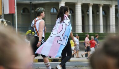 Comment la Russie tente d'effacer les personnes trans (alors que ça n'a pas toujours été le cas)