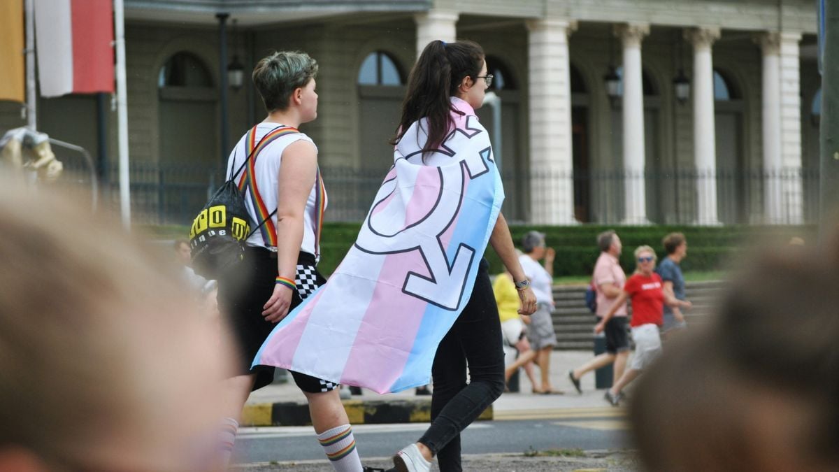 Comment la Russie tente d'effacer les personnes trans (alors que ça n'a pas toujours été le cas)