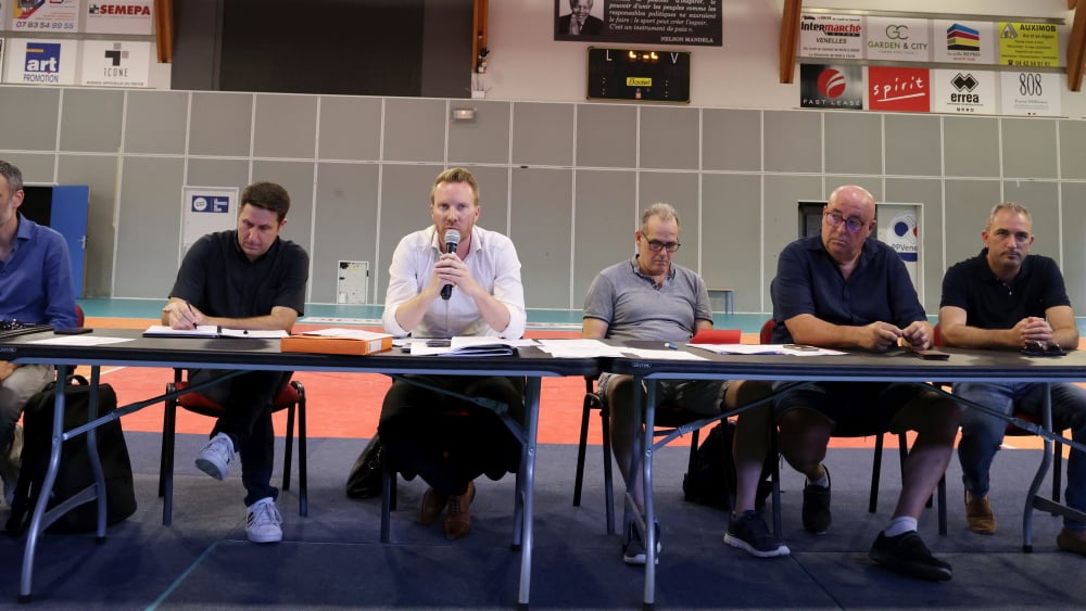 placé en en liquidation judiciaire, le Pays d'Aix Venelles VB disparaît du monde professionnel