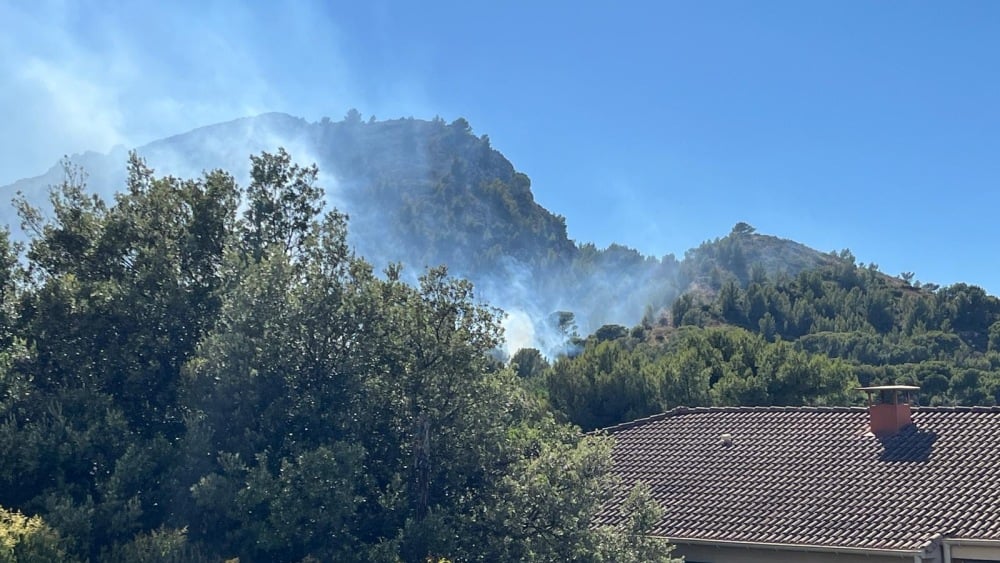 au Roy d'Espagne, un incendie fixé après avoir parcouru un hectare