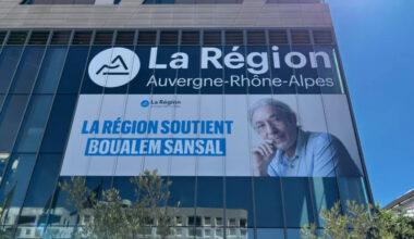 Le portrait de Boualem Sansal sur le siège de la Région dénoncé par Stéphane Gemmani
