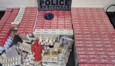 Un dealer jette des centaines de paquets de cigarettes et de médicaments pour échapper à la police municipale de Marseille