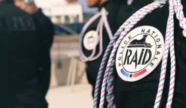 Le Raid maîtrise un forcené qui menaçait d'incendier sa résidence à Allauch