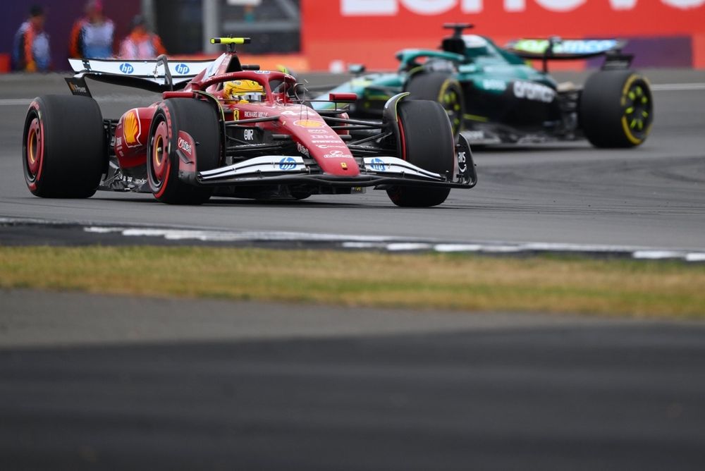 Lewis Hamilton, Ferrari, Lance Stroll, Aston Martin Racing
