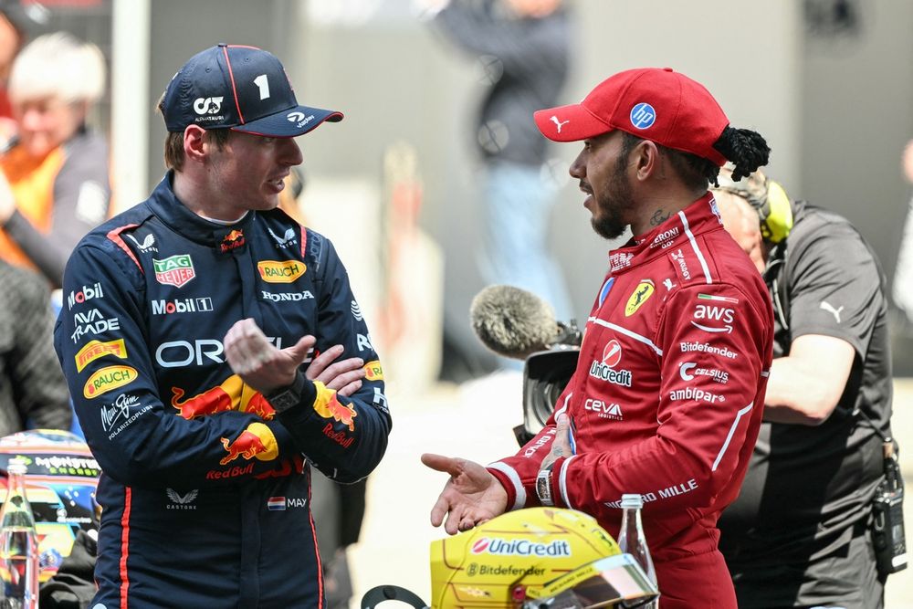 Lewis Hamilton et Max Verstappen lors du GP de Chine.