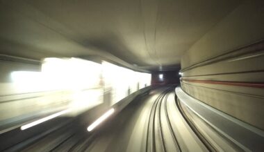 la ligne B interrompue, trois rames évacuées en pleine voie, voici la raison