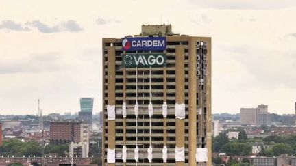 Nord : une tour d’habitation de 95 mètres dynamitée