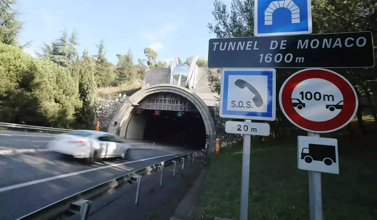 Un accident et des ralentissements perturbent la circulation sur l'A8 entre La Turbie et Nice, ce mardi