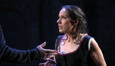 L'Opéra de Paris rend hommage à la cantatrice Béatrice Uria-Monzon, "interprète inoubliable" de Carmen