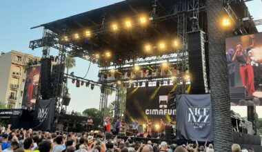 des places sont encore disponibles pour voir les concerts, à quels prix ?