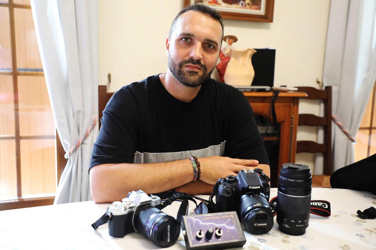 « Comme une bouffée d’adrénaline » : les nuits électriques du photographe chasseur d’orages