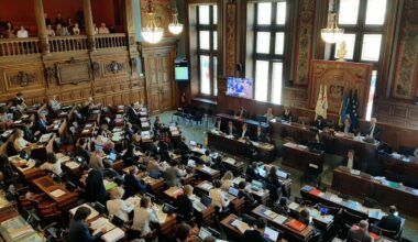 à Paris, cette association traque toutes les subventions les plus "loufoques"