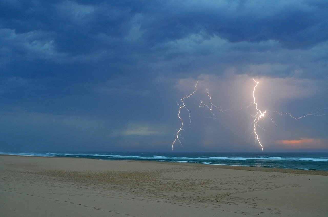 Après les fortes chaleurs, le retour des orages en France pour le 14 juillet : voici où ils devraient frapper - Actu.fr