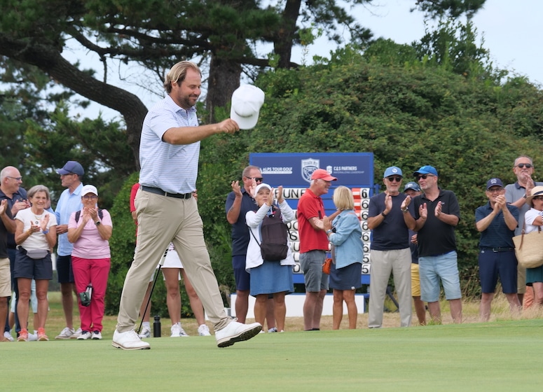 Victor Dubuisson déjà en tête à Biarritz !