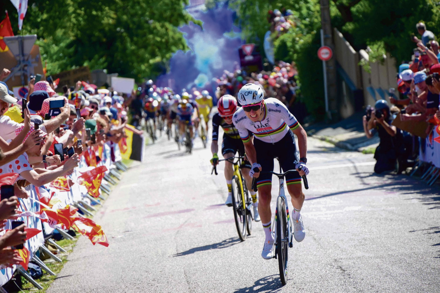 Tour de France 2025 : et c'est encore le Slovène Tadej Pogacar qui l'emporte à la 4e étape