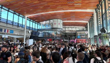 Lyon. La gare SNCF Part-Dieu noire de monde, grosse pagaille : ce qu'il se passe