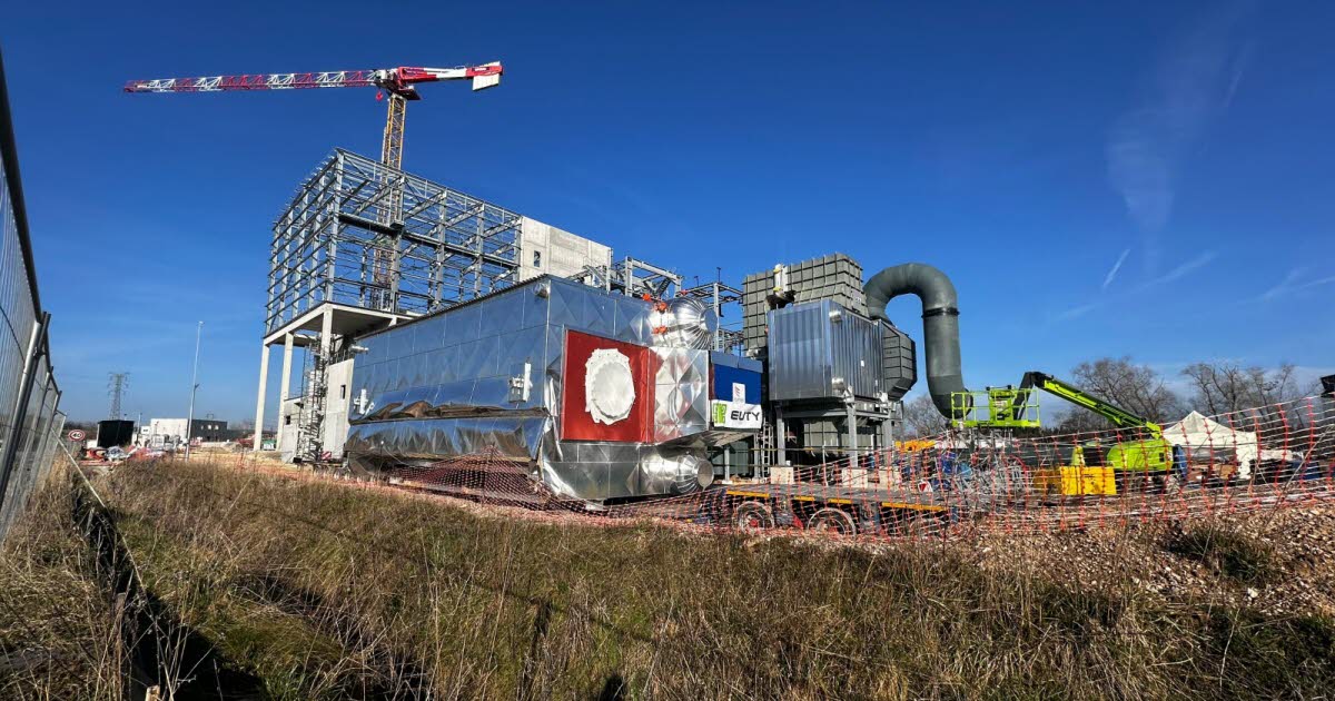 la chaudière est arrivée à bon port sur le chantier