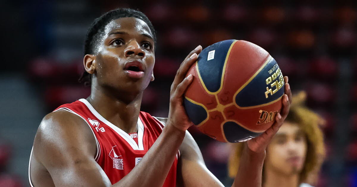 Marc-Owen Fodzo-Dada et les U19 en 8e  de finale de la coupe du monde