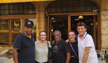 Robert “Kool” Bell dans un bouchon avant le concert