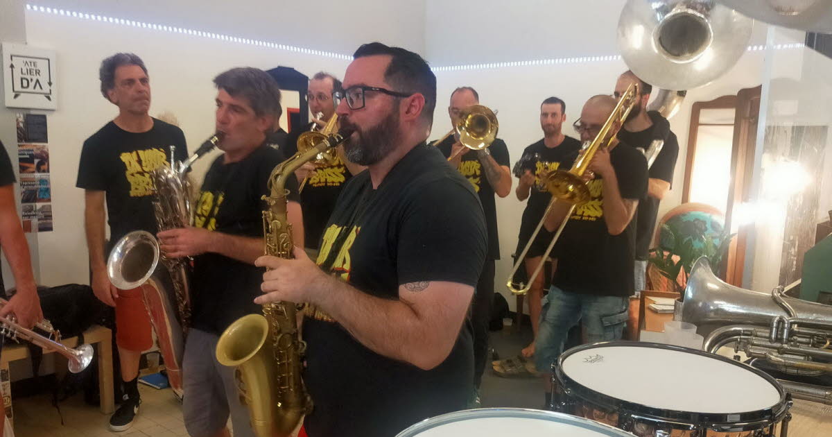 Saint-Égrève. Deux ateliers pour revaloriser meubles, tapisseries et instruments à vent