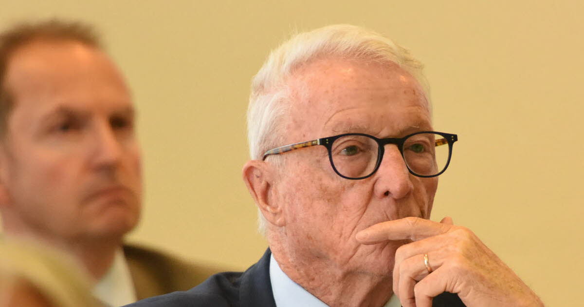 « On ne sait toujours pas comment les intérêts de la Ville sont défendus »