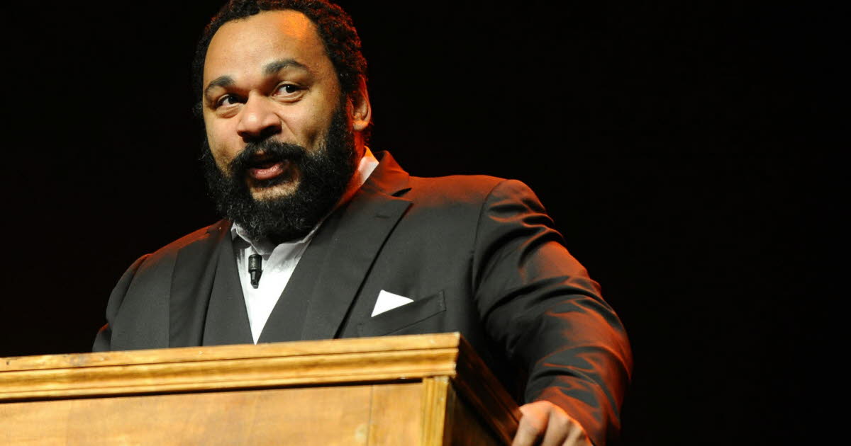 Métropole de Lyon. Le polémiste Dieudonné interdit de spectacle à Lyon ce vendredi soir