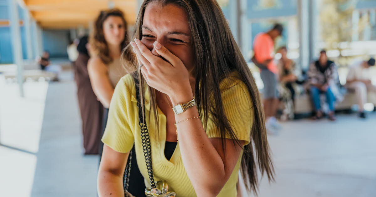 des cris, des larmes et beaucoup de joie à l'annonce des résultats à Grenoble