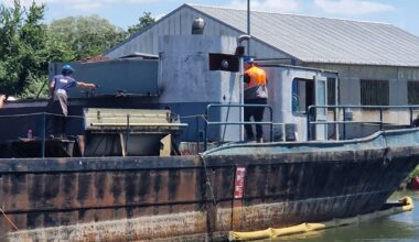 Frouard. La péniche abandonnée Anita est en cours de démantèlement après 15 ans d’immobilisation