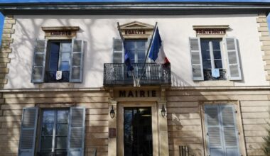 quatre voitures en fourrière, une pluie de PV