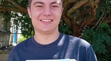Nancy, lycée Notre-Dame-Saint-Sigisbert | Bac 2025 Mention Très Bien. Arthur Gautier, 17 ans, bac général