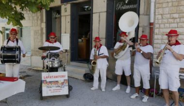 En images. Une fête mémorable pour l'inauguration de la place de l'Eglise de La Fouillouse
