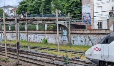 l'individu a été interpellé et le trafic interrompu toute la matinée