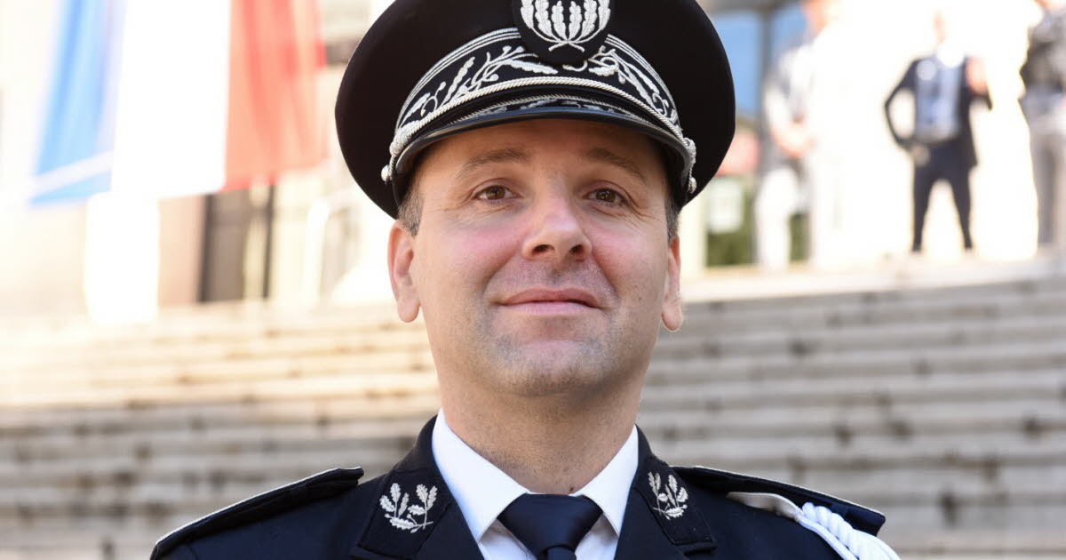 hommages et nouveau directeur interdépartemental adjoint