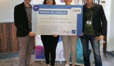 Les commerçants ont remis un chèque à la fédération de cancérologie