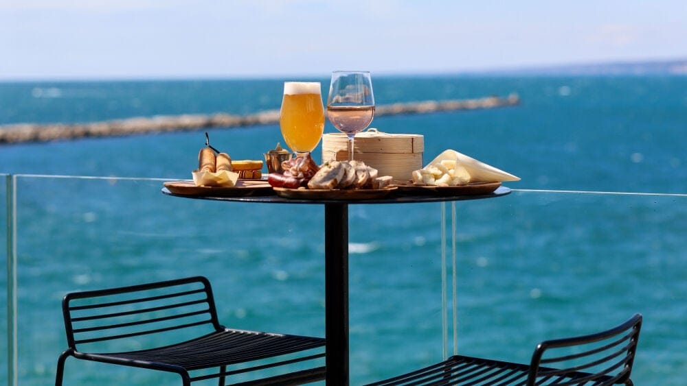 Les Bords de Mer